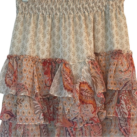 Floral Ruffle Skirt in Pink and Cream Size Small - Picture 7 of 8